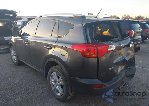 2015 Toyota Rav4 Le z USA, uszkodzony, nr VIN JTMZFREV9FD047818